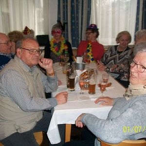 Faschingsonntag in St. Quirinus - das große Weißwurstessen