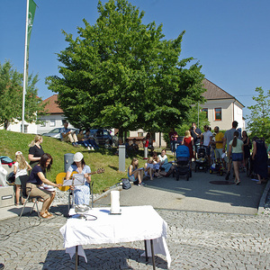 Fahrzeugsegnung und Stehkaffee