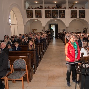 Festgottesdienst und Agape