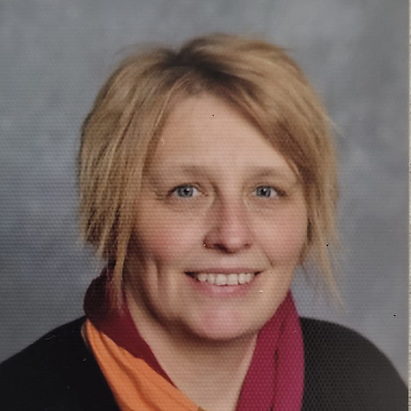  Esther Czapka
